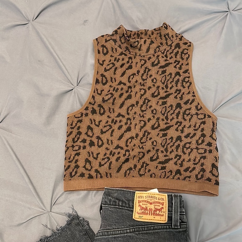 BOZZOLO Mock Neck Womens Crop Top - Picture 3 of 5